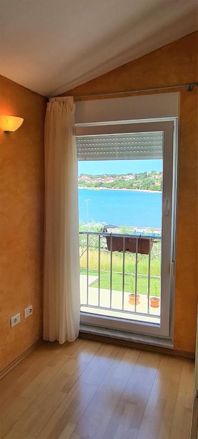 Apartman Maksim Banjole Exterior foto
