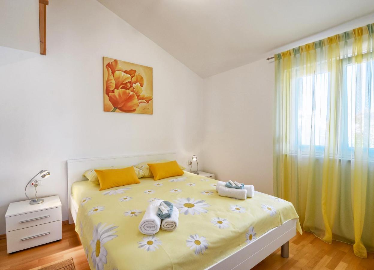 Apartman Maksim Banjole Exterior foto